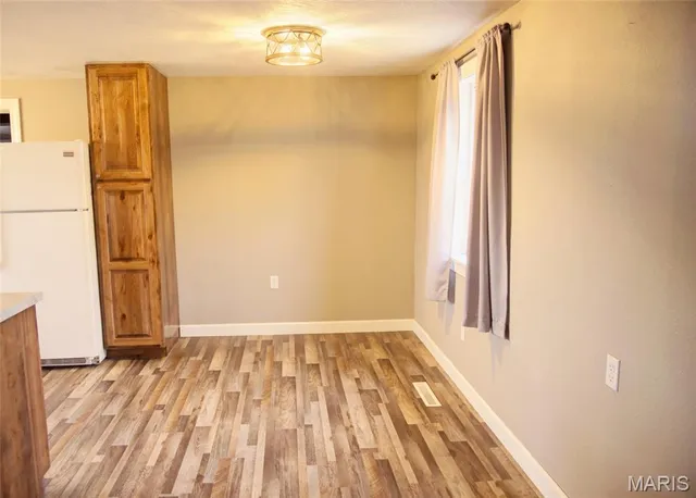 $195,000 | 10771 Crest Road, Dixon, MO 65459