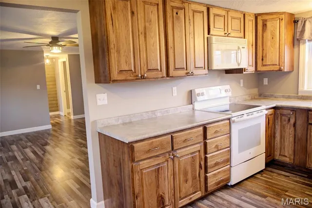 $195,000 | 10771 Crest Road, Dixon, MO 65459