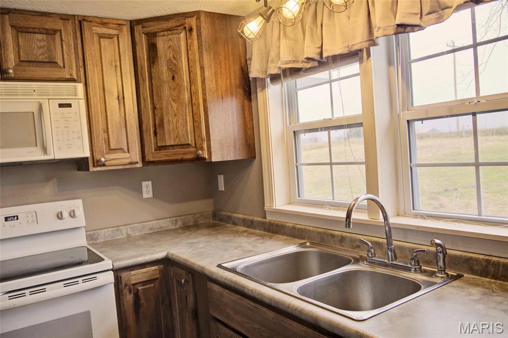 10771 Crest Road Dixon, MO 65459 - Photo 54 of 85