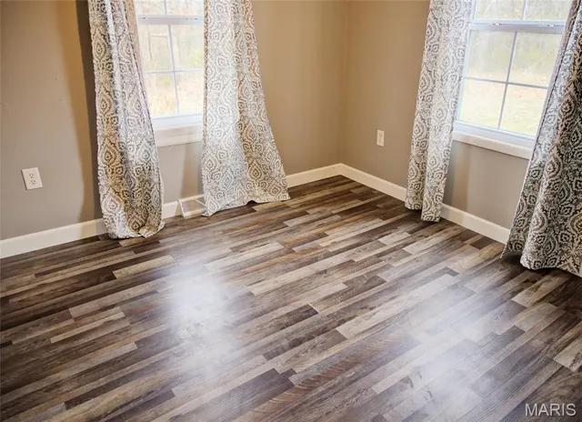 $195,000 | 10771 Crest Road, Dixon, MO 65459