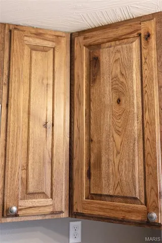 $195,000 | 10771 Crest Road, Dixon, MO 65459