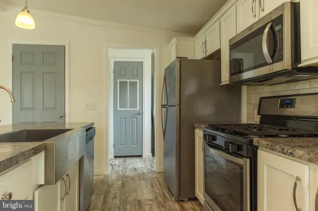 $164,500 | 216 Park Drive, Media, PA 19063