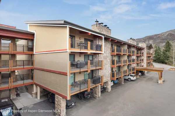 $1,500,000 | 30 Anderson Lane, Unit 826, Snowmass Village, CO 81615