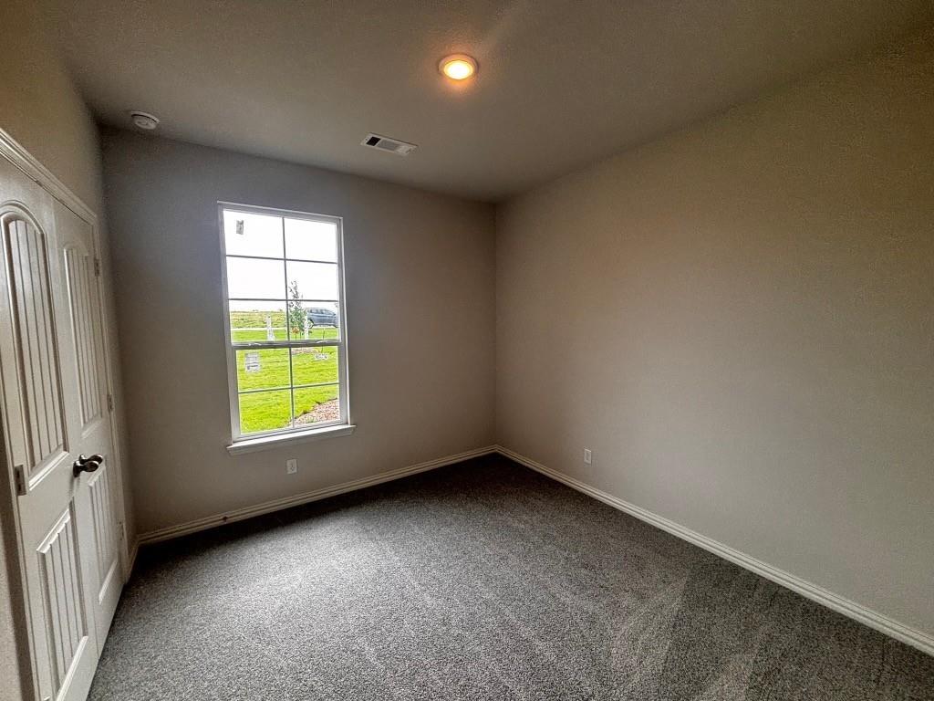 140 Hillview Trail Decatur, TX 76234 - Photo 4 of 16