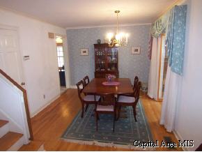 1110 Crescent Lane Springfield, IL 62704 - Photo 6 of 9