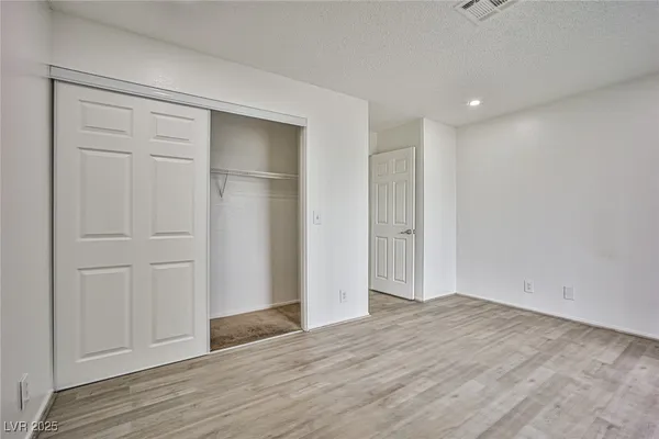 $1,595 | 5187 Caliente Street, Unit 96, Las Vegas, NV 89119