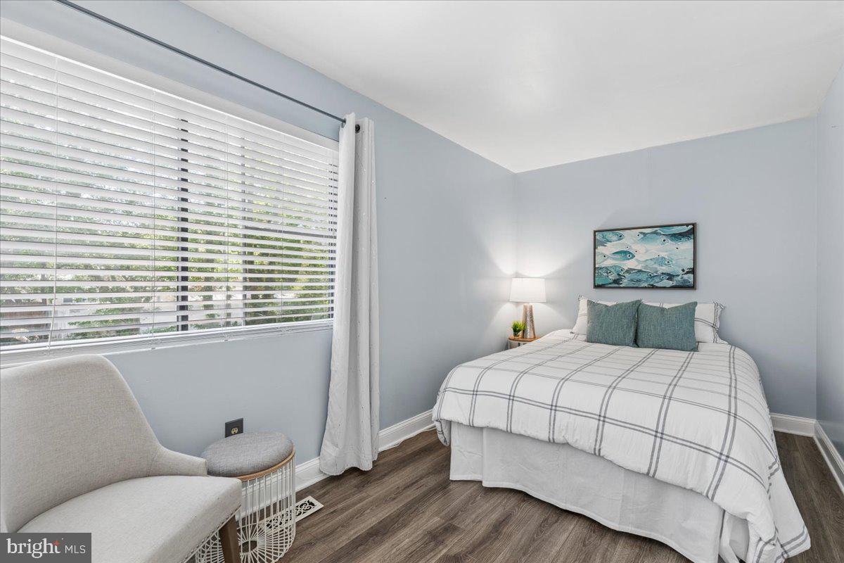 1745 Ridgely Road Edgewater, MD 21037 - Photo 6 of 26 Primary bedroom