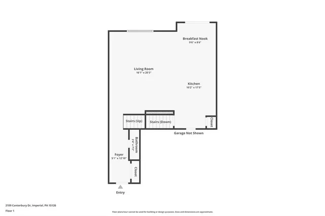 a picture of a very nice looking hallway