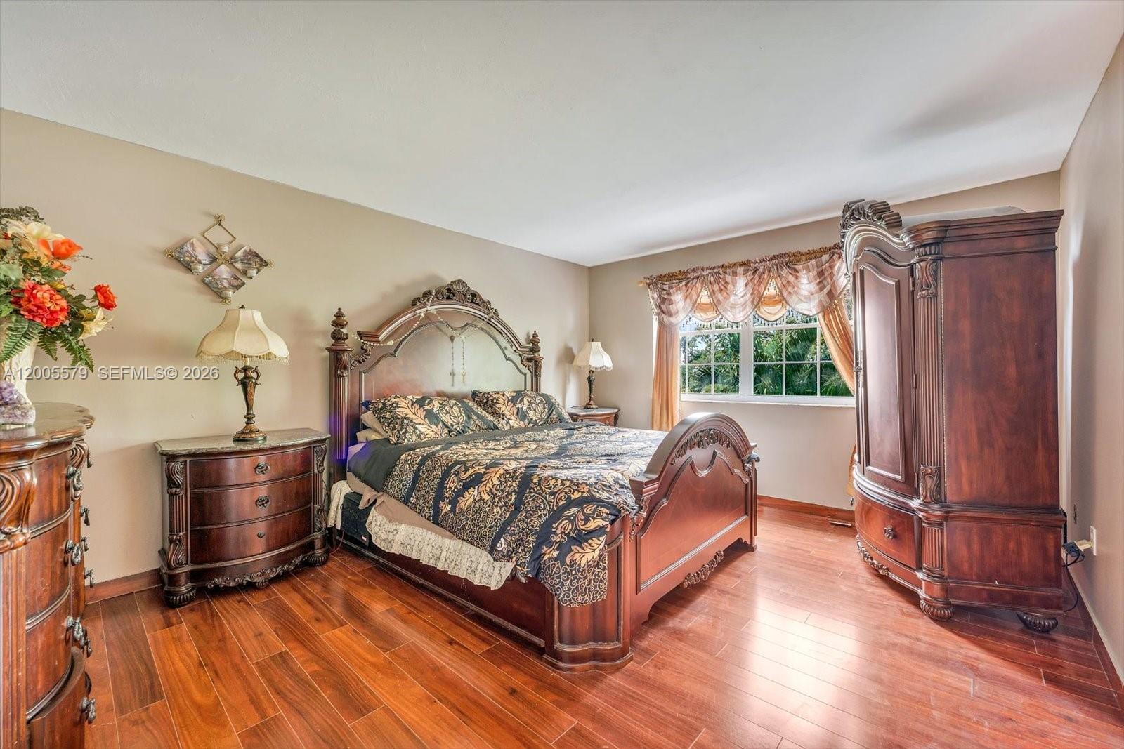 6430 Southwest 112th Place Miami, FL 33173 - Photo 15 of 32