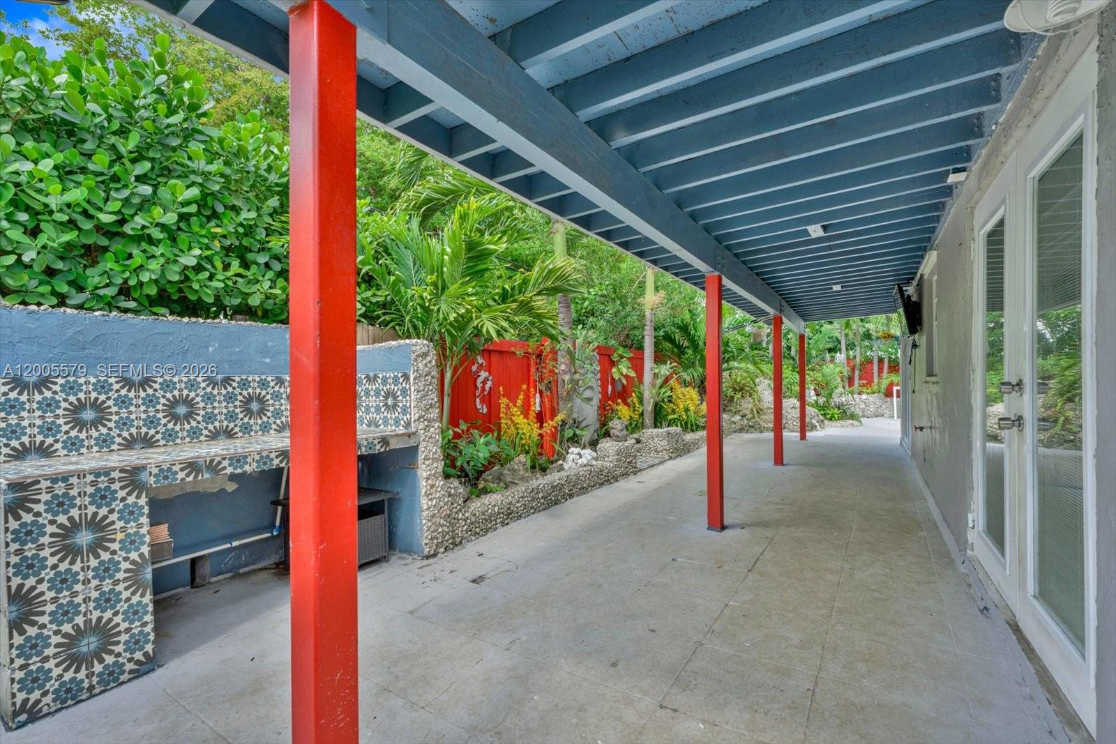 6430 Southwest 112th Place Miami, FL 33173 - Photo 24 of 32