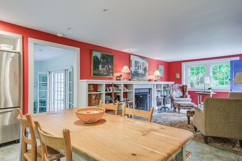 55 Spring Street Medfield, MA 02052 - Photo 7 of 30 Gallery Image 7