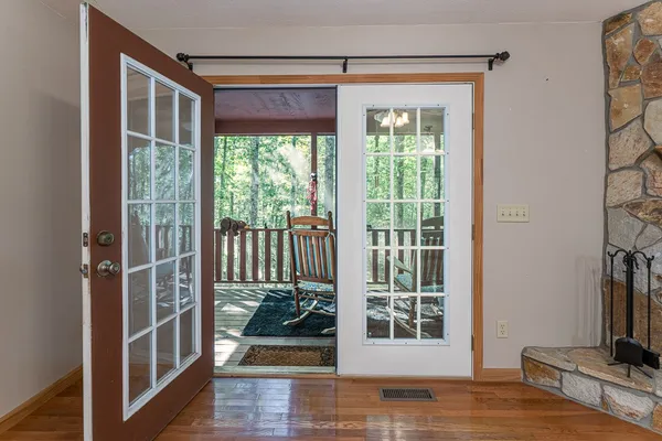 $259,500 | 45 Settlers Crossing Way, Murphy, NC 28906