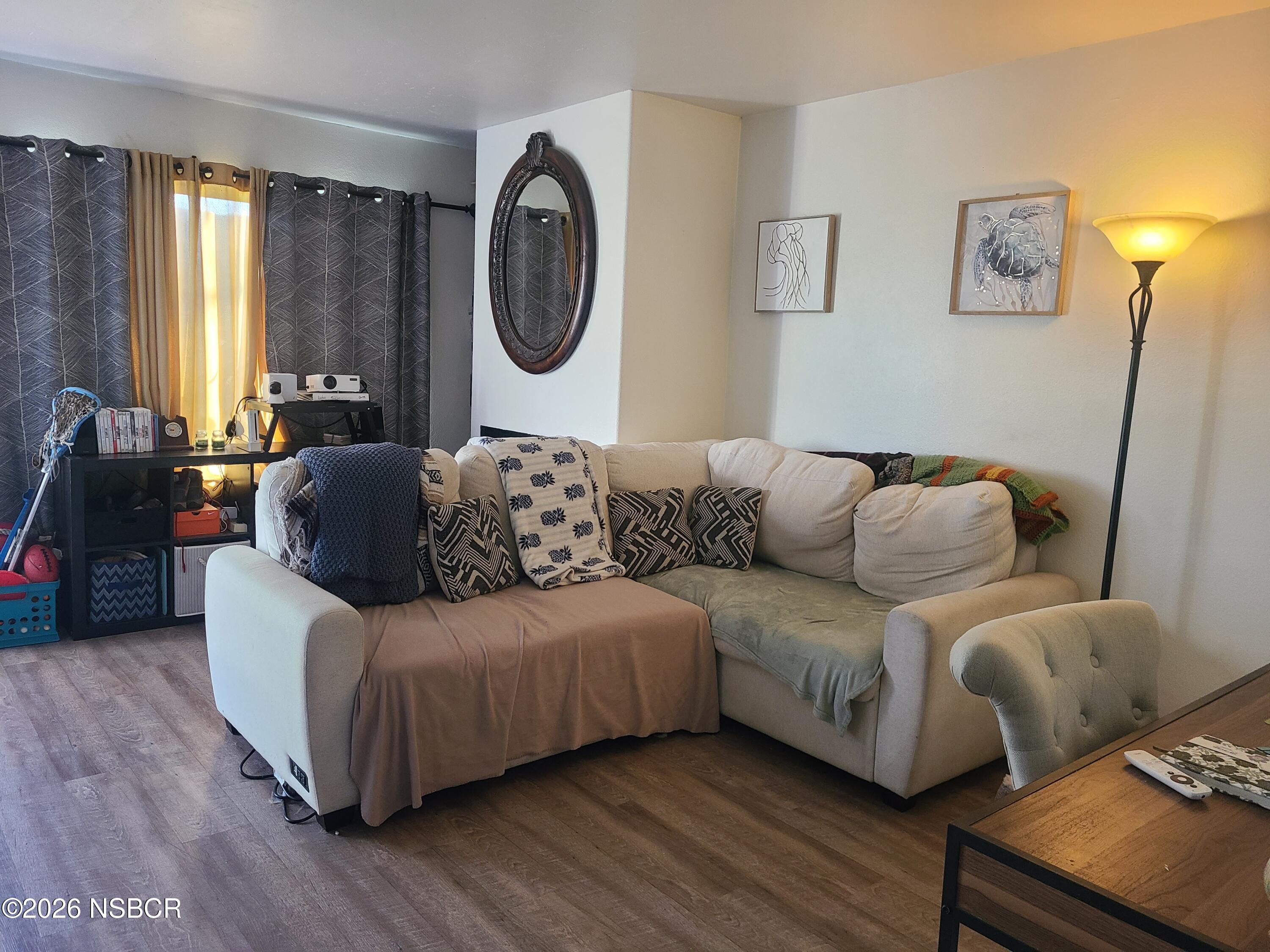 1011 West Walnut Avenue Lompoc, CA 93436 - Photo 4 of 29 1011 livingroom1