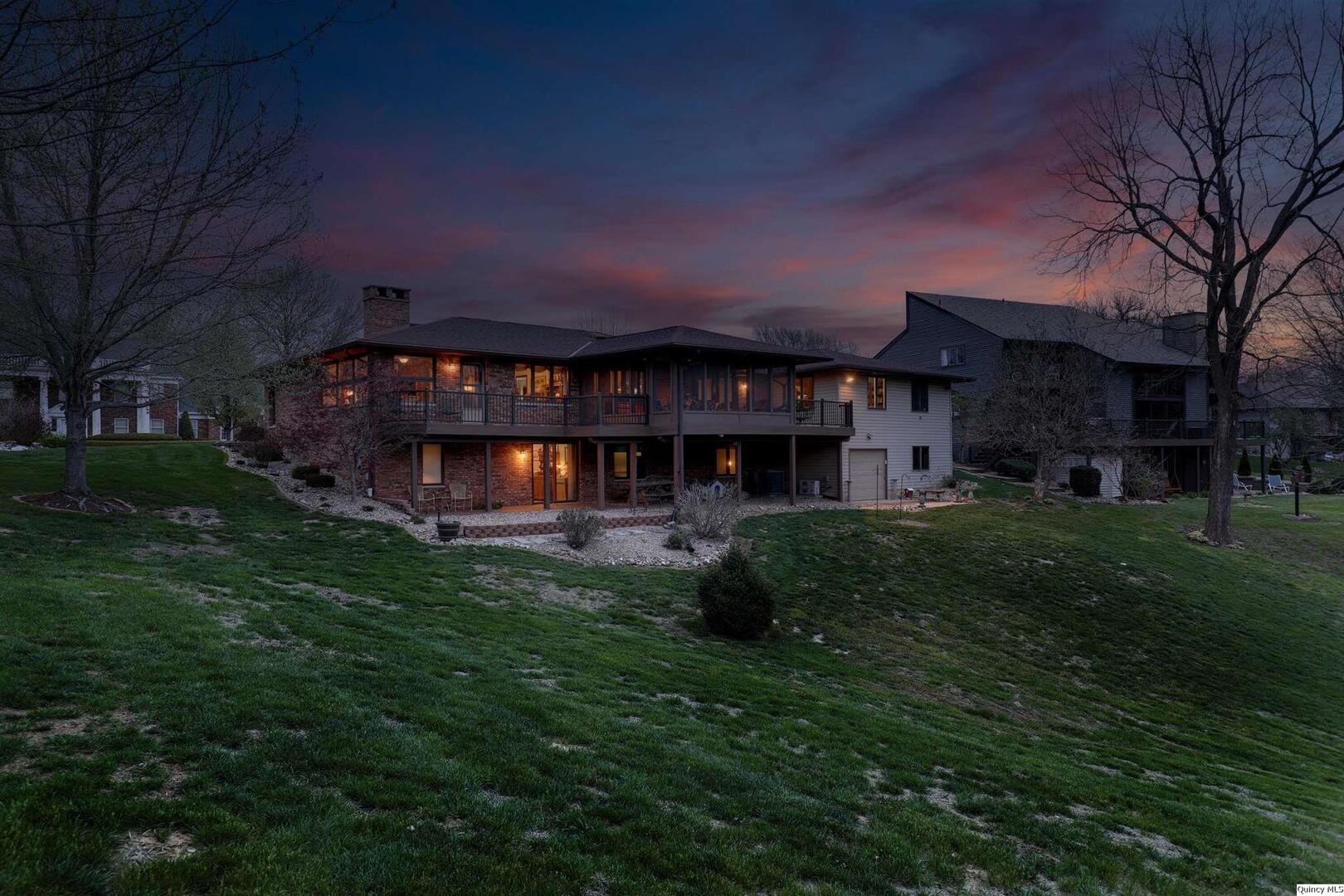 336 Spring Lake Drive Quincy, IL 62305 - Photo 25 of 33