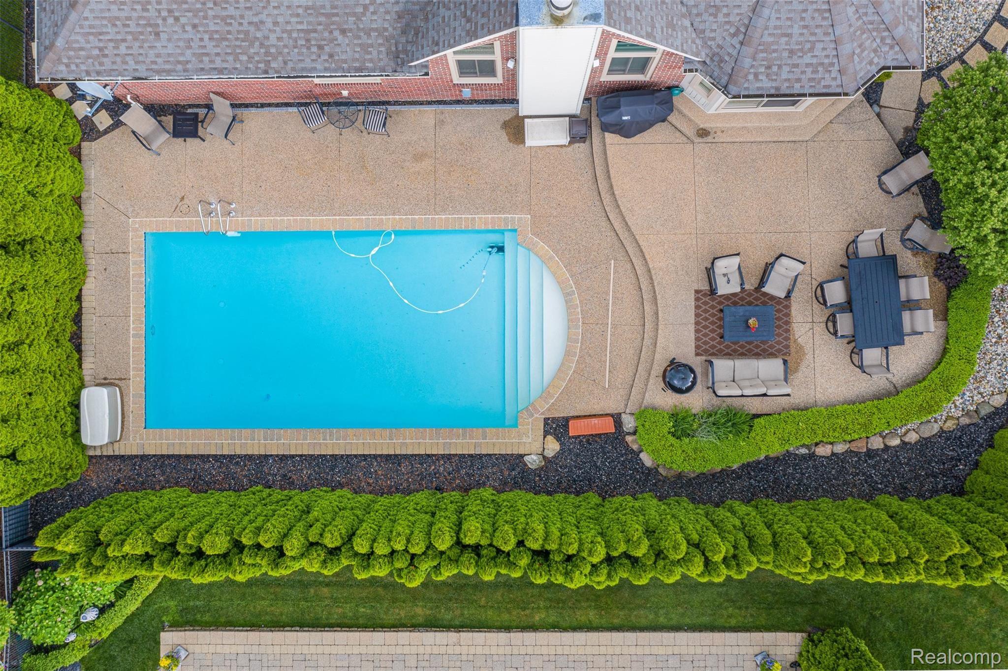21440 Rome Drive Macomb, MI 48044 - Photo 7 of 62 21440 Rome Dr-7.jpg
