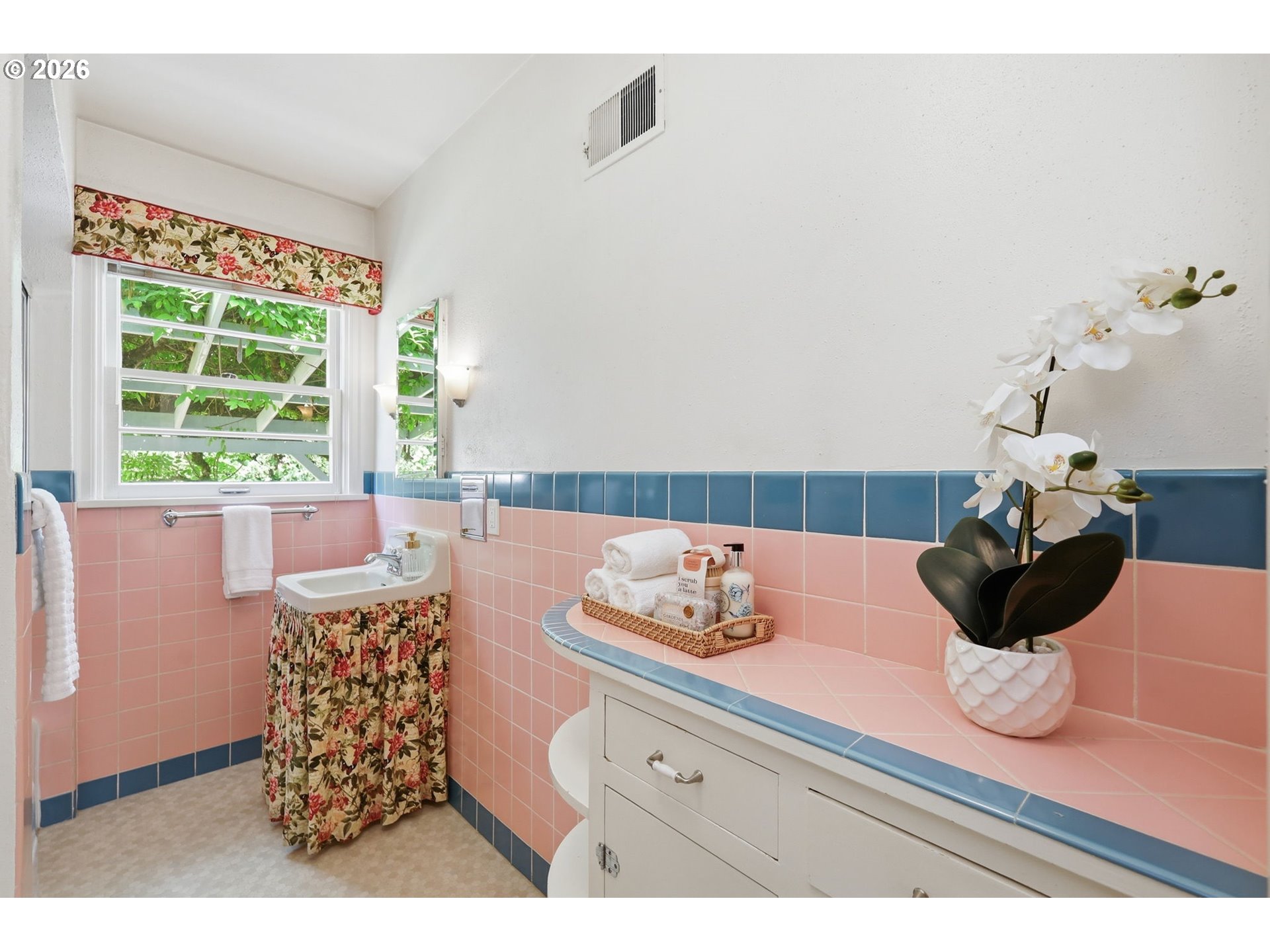 2290 Sandy Drive Eugene, OR 97401 - Photo 20 of 45