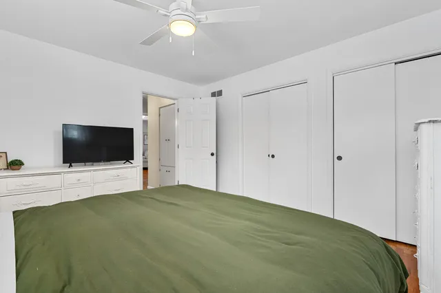 $269,900 | 232 Glenview Drive, Paw Paw, MI 49079