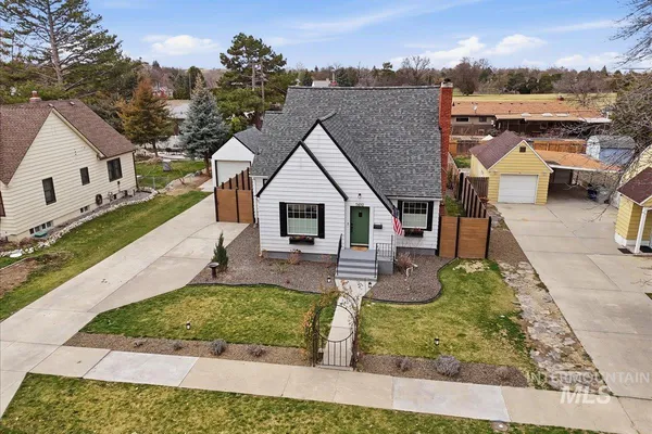 $534,900 | 1610 Idaho Avenue, Caldwell, ID 83605