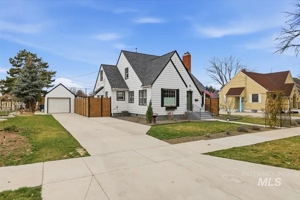 $534,900 | 1610 Idaho Avenue, Caldwell, ID 83605