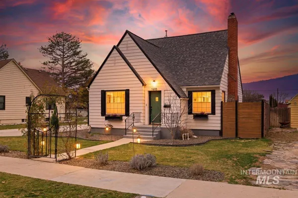 $534,900 | 1610 Idaho Avenue, Caldwell, ID 83605