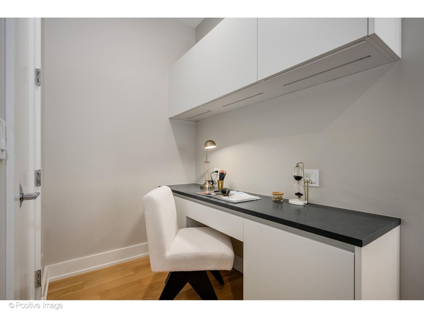 220 South Green Street, Unit 4S Chicago, IL 60607 - Photo 31 of 42 Gallery Image 31