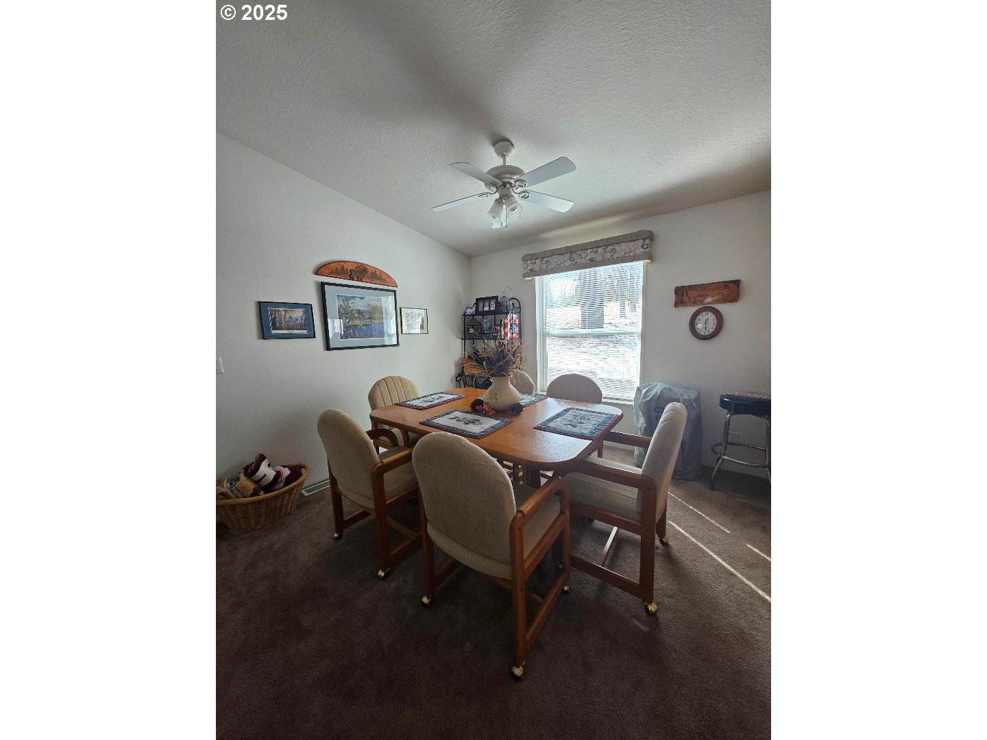 232 South Oak Road Wamic, OR 97063 - Photo 13 of 31 a view of a dining room with furniture and a window