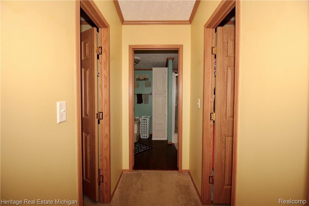 10550 East Prior Road Gaines, MI 48436 - Photo 15 of 28 Master Suite His & Her Closets