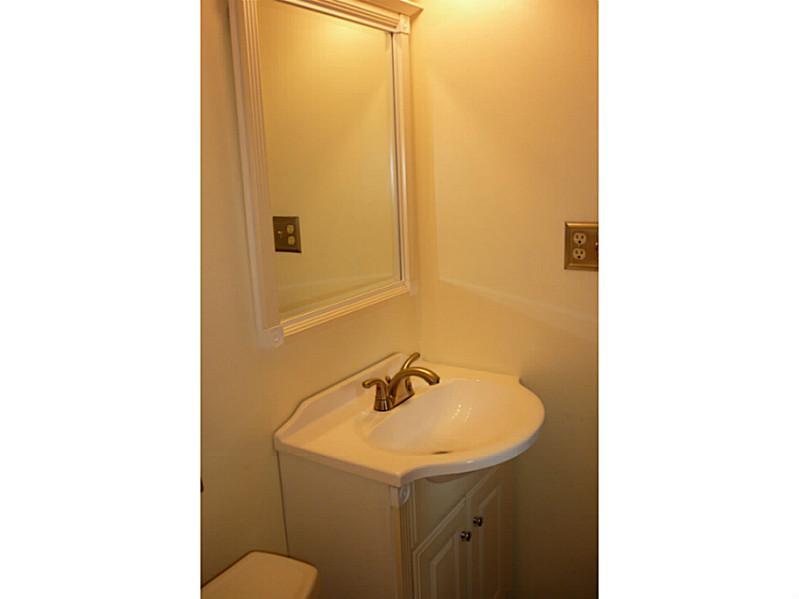 4732 Guion Road Indianapolis, IN 46254 - Photo 13 of 19 Gallery Image 13