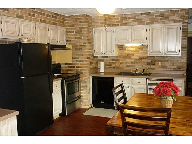 4732 Guion Road Indianapolis, IN 46254 - Photo 7 of 19 Gallery Image 7