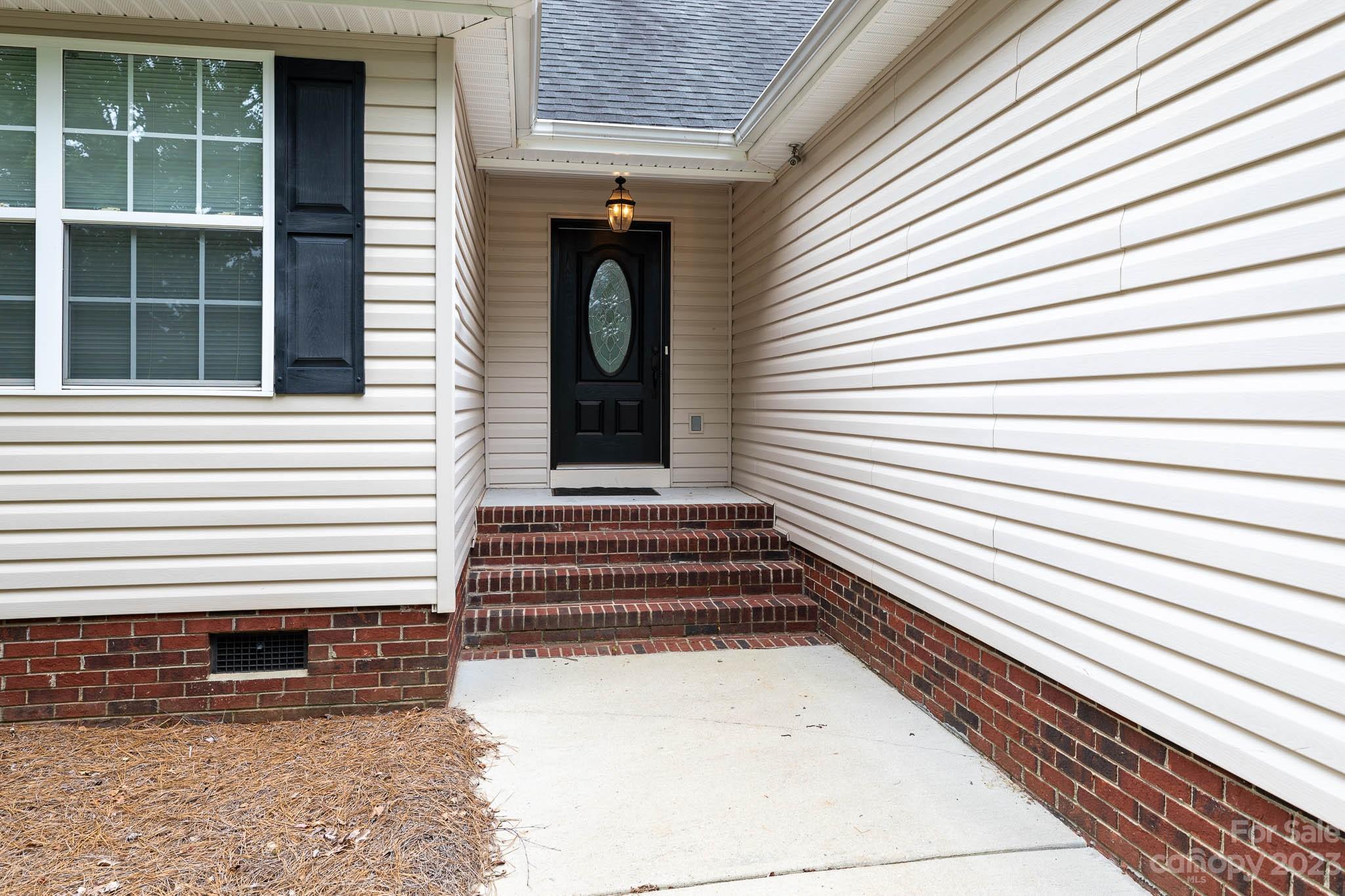 1736 Neely Store Road Rock Hill, SC 29730 - Photo 3 of 25 Gallery Image 3
