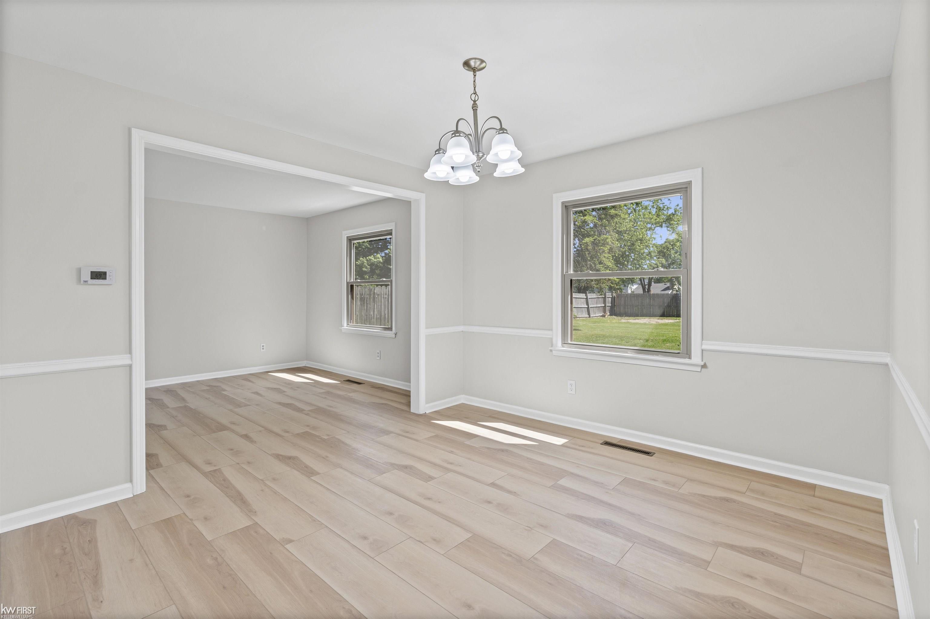 3183 Bridle Path Flint, MI 48507 - Photo 25 of 79