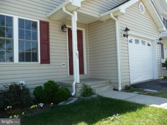 31 Whiskers Way Ranson, WV 25438 - Photo 3 of 3 Exterior #2
