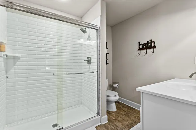 a view of entryway with wooden floor