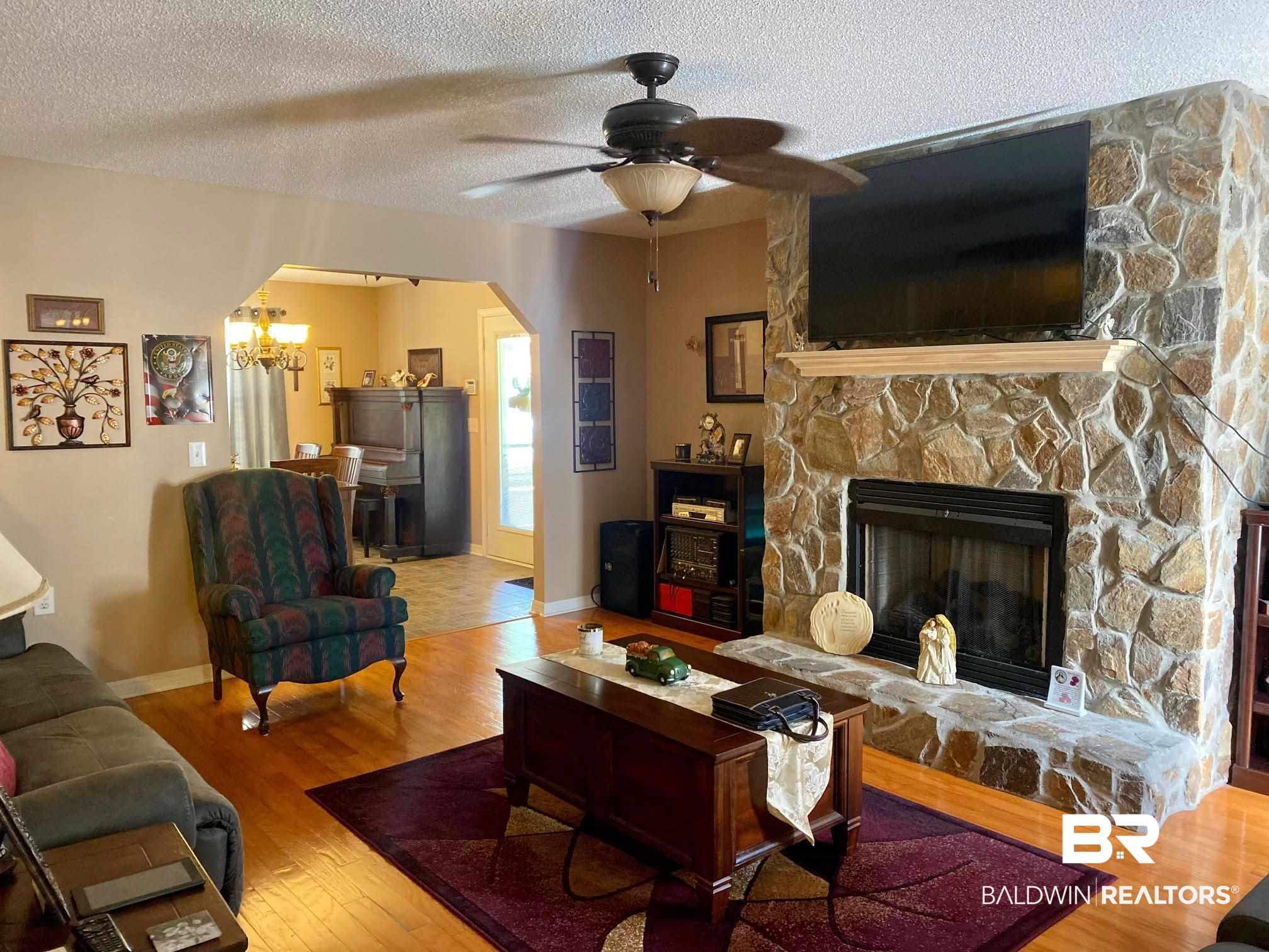 131 Goulsby Farm Road Brewton, AL 36426 - Photo 3 of 22