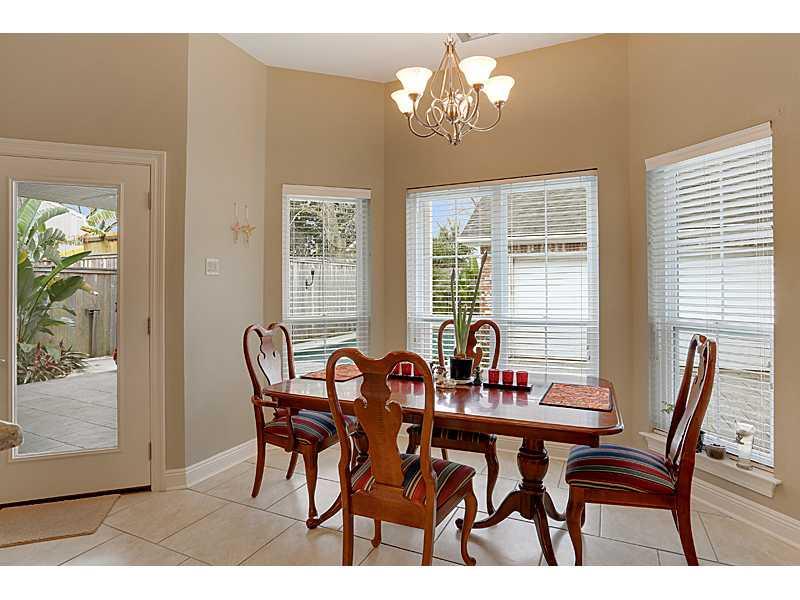 808 Rural Street River Ridge, LA 70123 - Photo 5 of 17