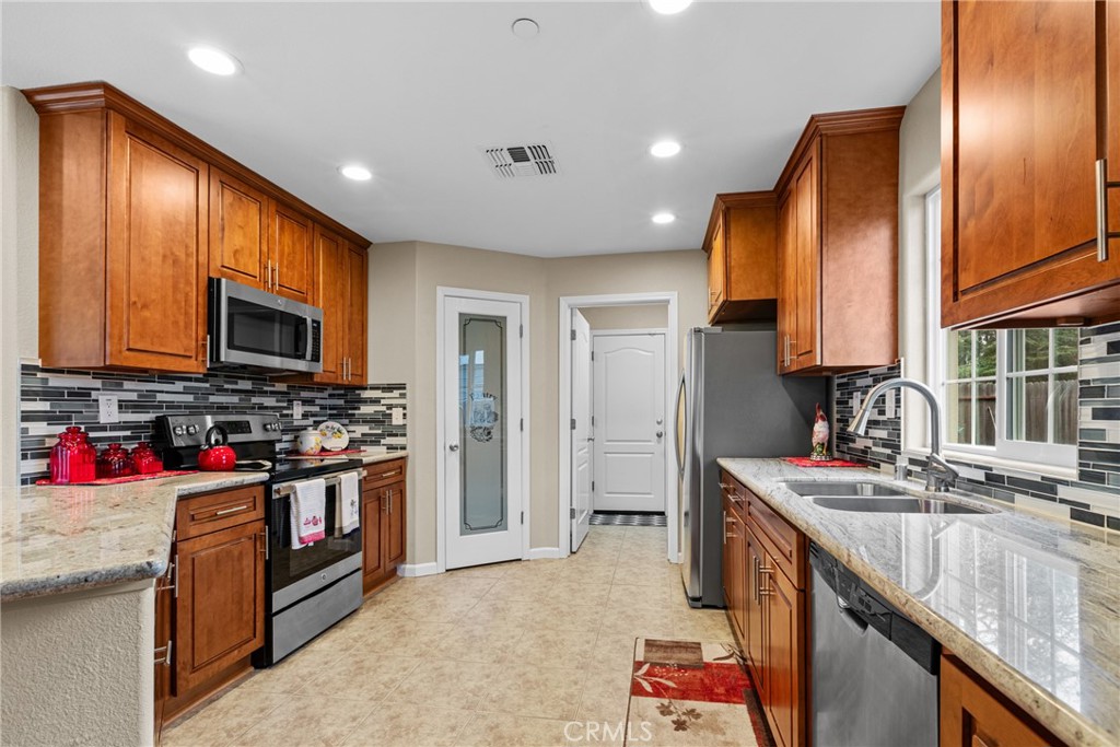 6739 5th Street Rio Linda, CA 95673 - Photo 13 of 37