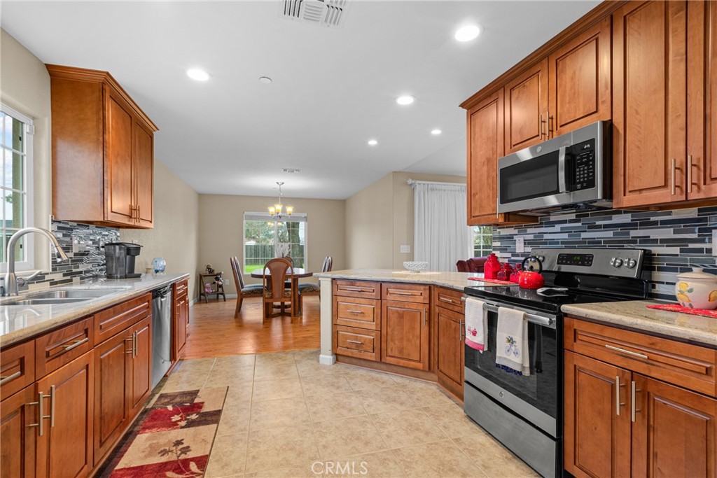 6739 5th Street Rio Linda, CA 95673 - Photo 14 of 37