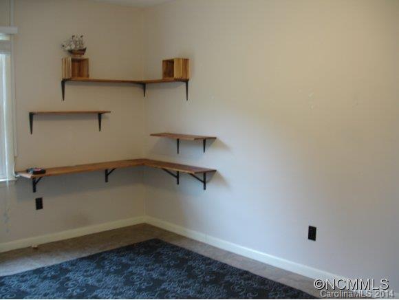 103 Early Deitz Road Sylva, NC 28779 - Photo 16 of 20 Gallery Image 16