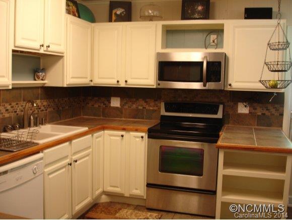 103 Early Deitz Road Sylva, NC 28779 - Photo 3 of 20 Gallery Image 3