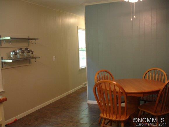 103 Early Deitz Road Sylva, NC 28779 - Photo 6 of 20 Gallery Image 6