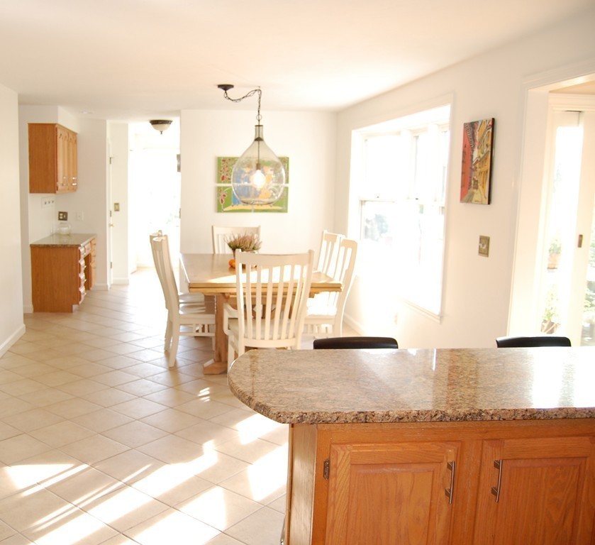 2 Spring Street Duxbury, MA 02332 - Photo 6 of 30 Gallery Image 6