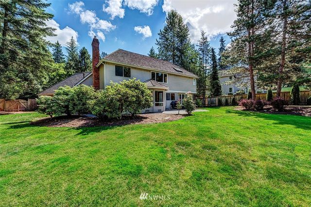 $901,500 | 10337 214th Avenue Northeast, Redmond, WA 98053
