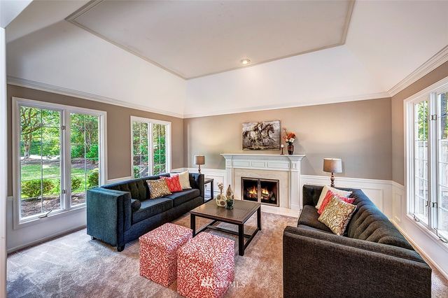 $901,500 | 10337 214th Avenue Northeast, Redmond, WA 98053