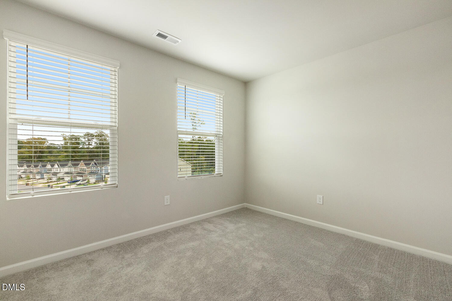 106 Zealand Court Raleigh, NC 27610 - Photo 34 of 41 032