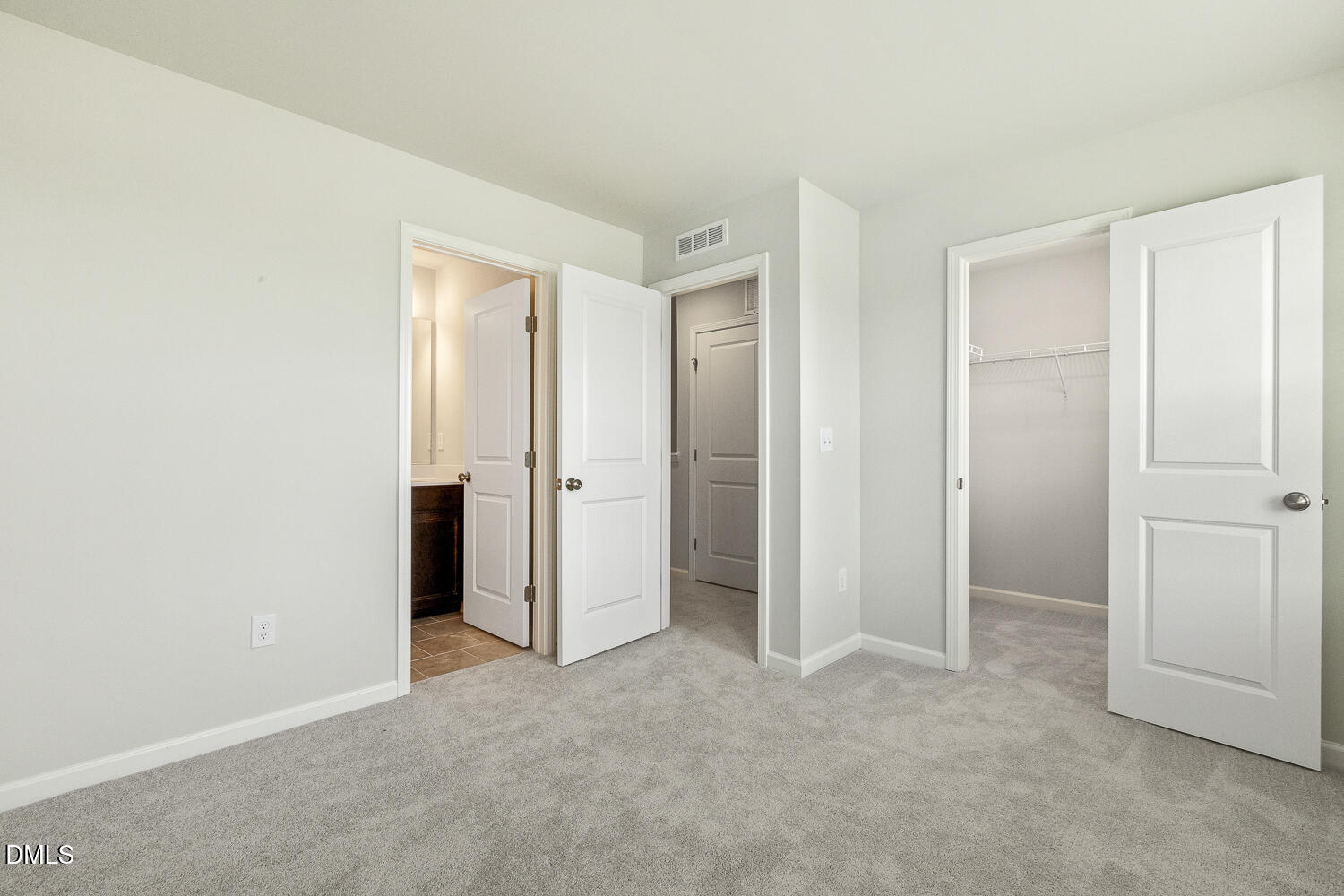 106 Zealand Court Raleigh, NC 27610 - Photo 37 of 43 034