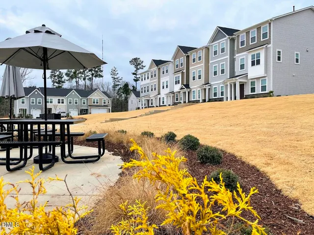 $323,000 | 106 Zealand Court, Raleigh, NC 27610