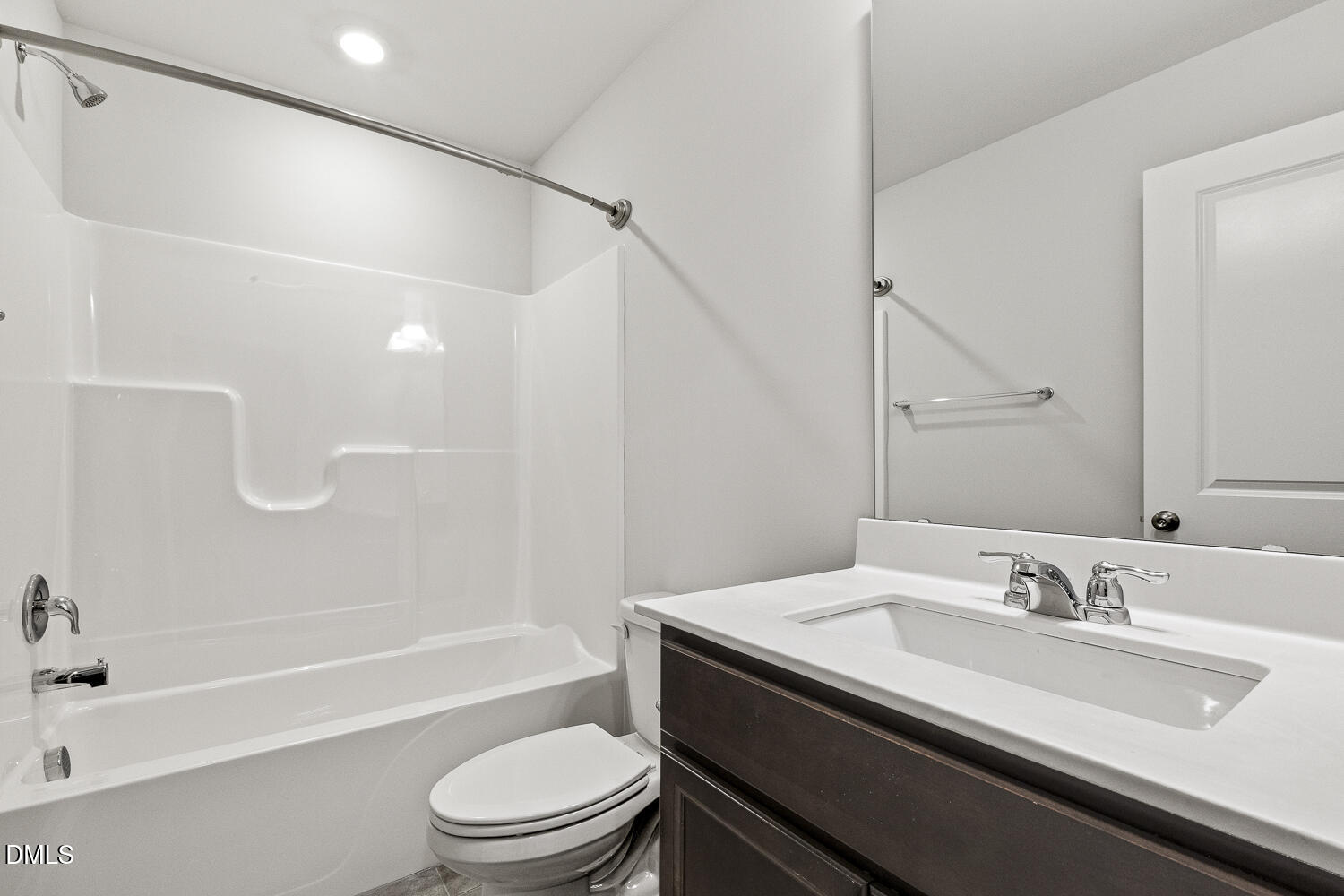 106 Zealand Court Raleigh, NC 27610 - Photo 10 of 43 008