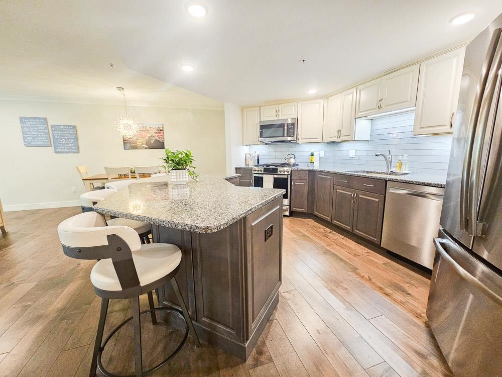 2075 Lafayette Road, Unit 24 Portsmouth, NH 03801 - Photo 17 of 47