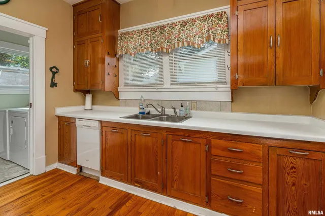 $129,000 | 544 East Main Street, Du Quoin, IL 62832