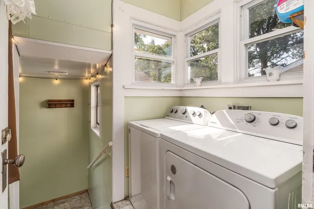 $129,000 | 544 East Main Street, Du Quoin, IL 62832